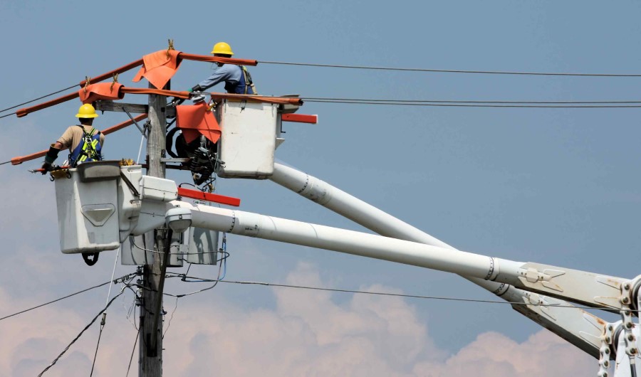 Truck Takes Down Low-Hanging Power Lines on Old River Rd -Greenville, SC- (864) 3263333